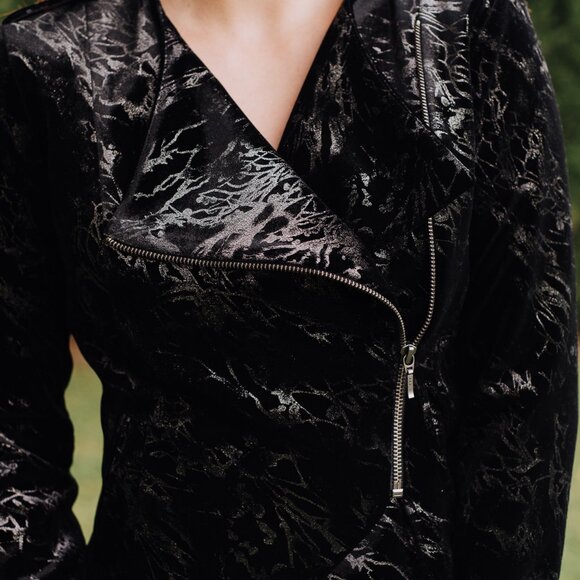 Maison Revolt Cropped Velvet Military style Jacket - Picture 6 of 6